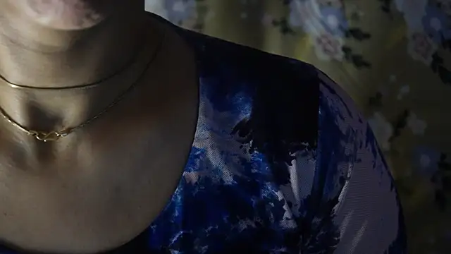 -AyeshaSinghania-のライブXXXチャット