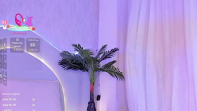 CannelaSmith's Live XXX Chat