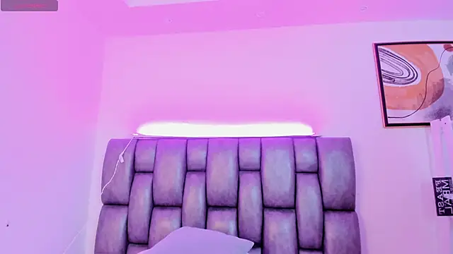 Alicee_Broownn Chat XXX in diretta