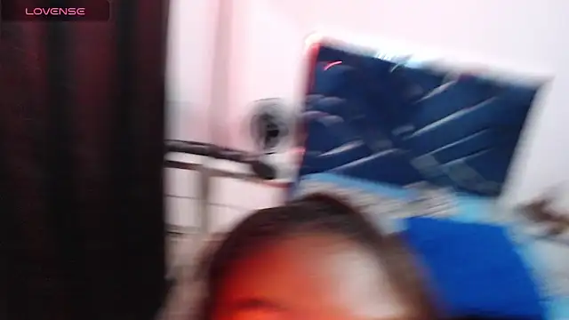 Chatroom XXX en direct de ViviannLane