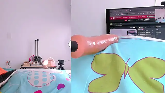 lacii_lost Adlı Modelin Canlı XXX Sohbeti