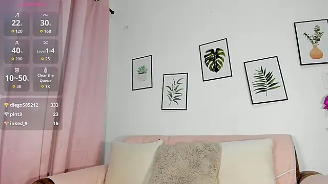 DomenicaW's Webcam Show