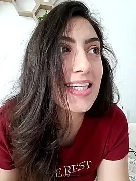 Chat XXX en directo de MIYESSI