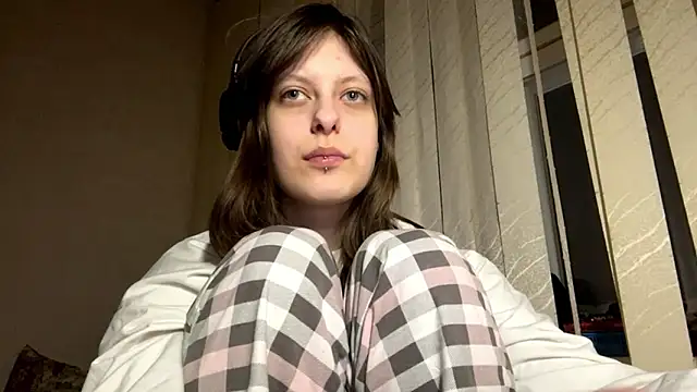 Love_Only_Sofia Adlı Modelin Canlı XXX Sohbeti