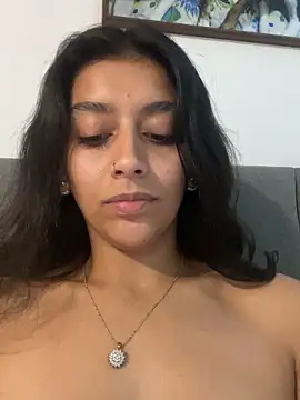 BrittanyDiaz Show in webcam