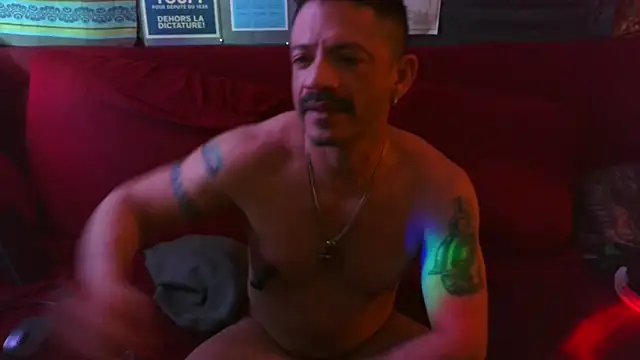 RenzoTorrente's Webcam Show