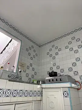 Chat +18 de MelissaAlCapone ao vivo