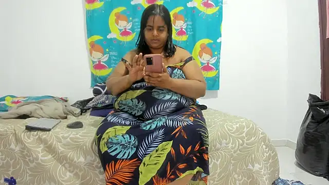 SusanaEshwar – Naživo XXX chat