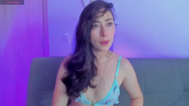 Amatiista Live XXX-chat