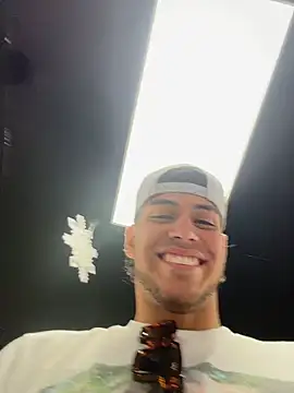 دردشة StrokingDaddy4 الجنسية المباشرة