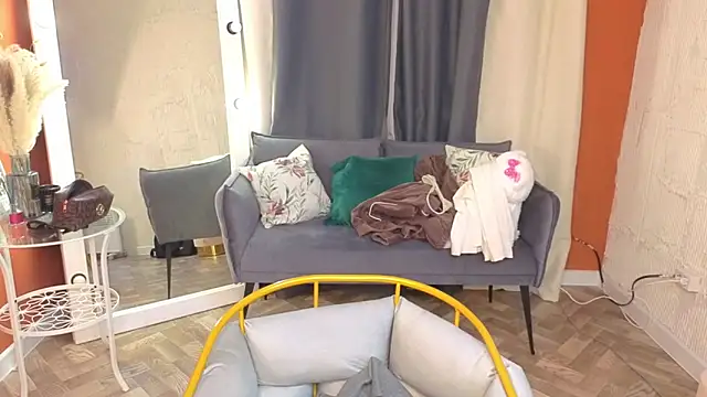 دردشة KitKatie الجنسية المباشرة