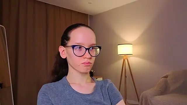 BettyBrowni's Live XXX Chat