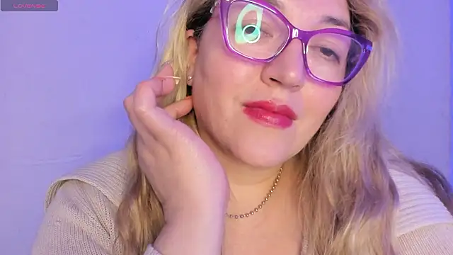 Naty_Mature_ webkamerás műsora