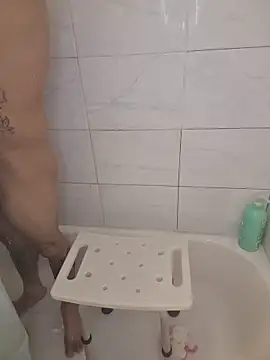 Cnutt310's Live XXX Chat