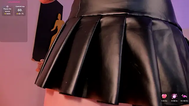 Chat XXX en directo de ViolettHansson