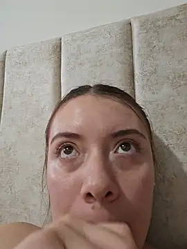 Онлайн чат XXX valery_mora