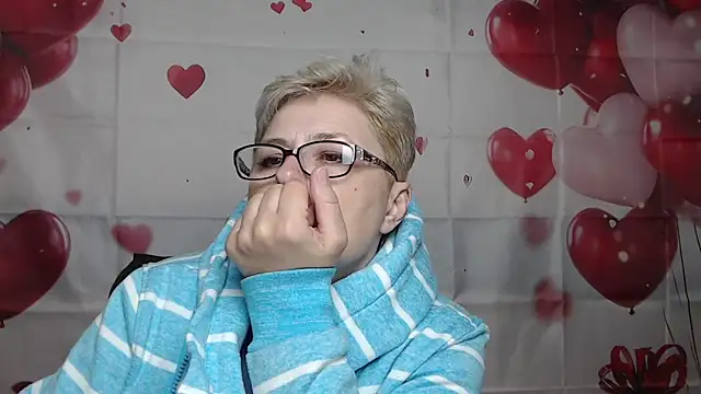 EmiliaGree Chat XXX in diretta