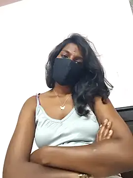 Honey_rosetamil 即時 XXX 聊天