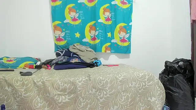 SusanaEshwar Adlı Modelin Canlı XXX Sohbeti