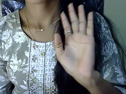 Show modela Khushi_v na web-kameri