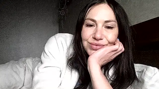 Chatroom XXX en direct de JulianaGold1