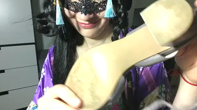 Aromaloveqq's Live XXX Chat