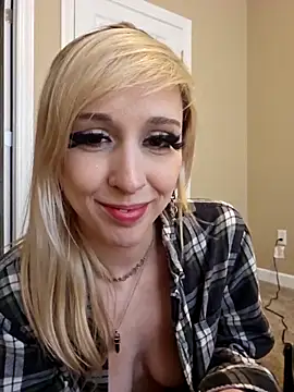 AmethystFoxx élő XXX-chatje