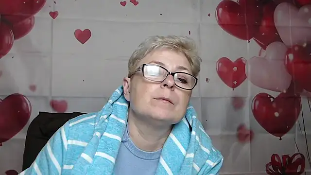 EmiliaGree Chat XXX in diretta