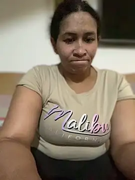 Chatroom XXX en direct de Carola-Ross