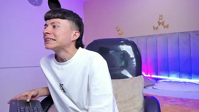 Nascary_Foxのウェブカメラショー