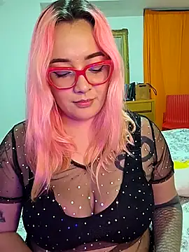 Nova-Satela 现场XXX聊天