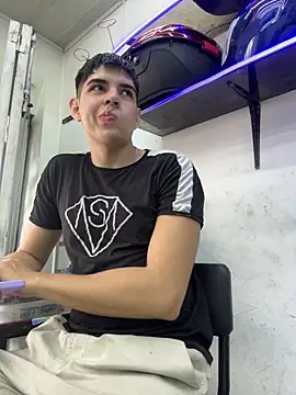 Chat XXX en directo de Johan_stick