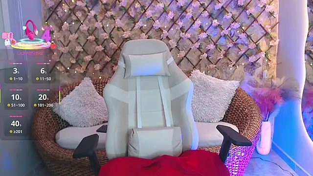 EmilyReddoll 现场XXX聊天