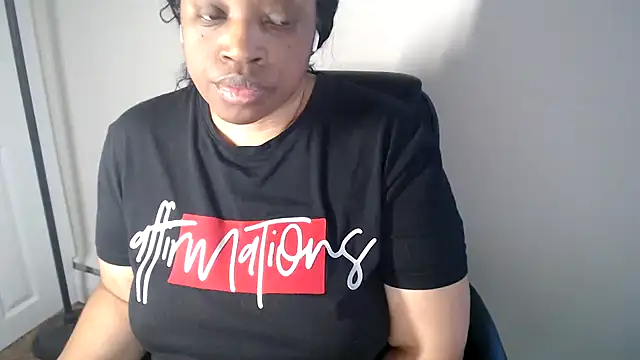 دردشة Sexymona1218 الجنسية المباشرة