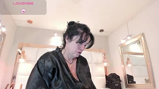 LADY_HELLEN – Live XXX-chat