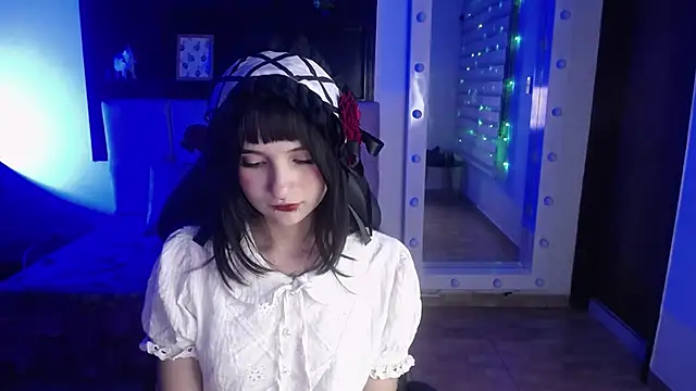 _Charlotte_Collins_n Live XXX chat