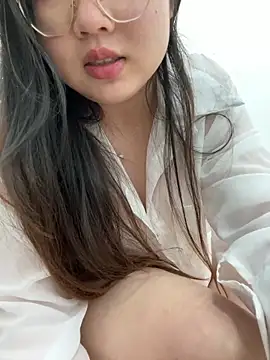 xxwang20 Adlı Modelin Canlı XXX Sohbeti