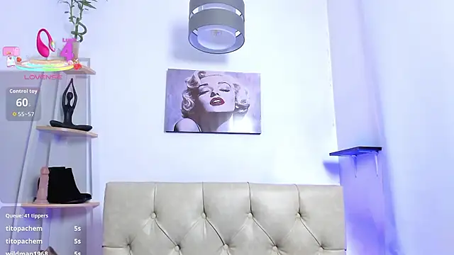 AuroraSimmons' Live XXX Chat