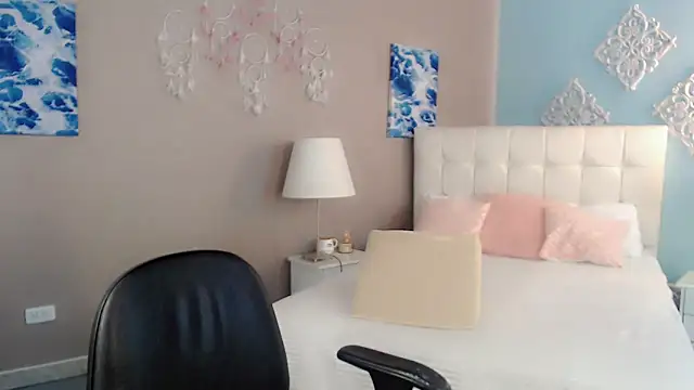 _Maddison_Ivanova_ – Naživo XXX chat