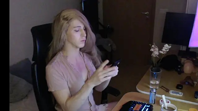 Pearl_Inferno Webcam-Show