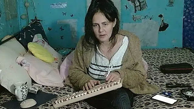 brighteyes77 – Naživo XXX chat