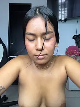 ALANAH_KITTY: απευθείας συνομιλία ΧΧΧ