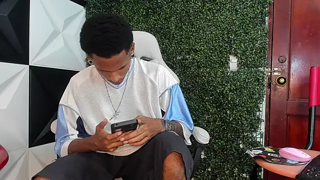 Вебкам-шоу ManSant