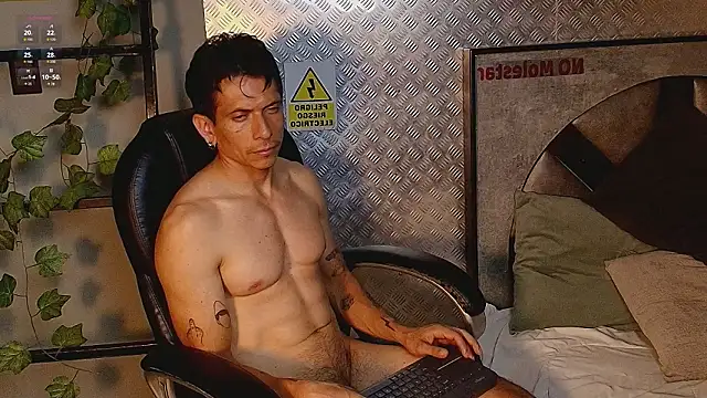 TheKing_39_: вебкам-шоу