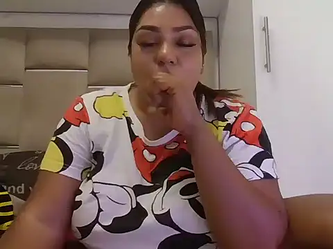 Wet-Spicy_indian_Mum 라이브 XXX 채팅