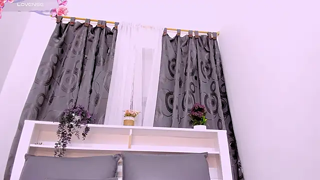 Mistt_Mia 라이브 XXX 채팅