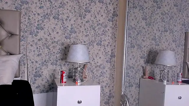 Czat XXX na żywo – MiaFisherr