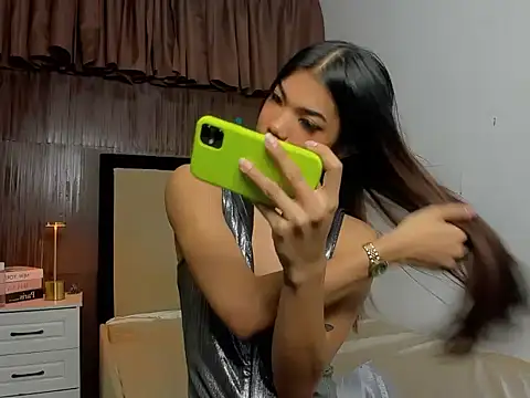 CassieSommereux Adlı Modelin Canlı XXX Sohbeti