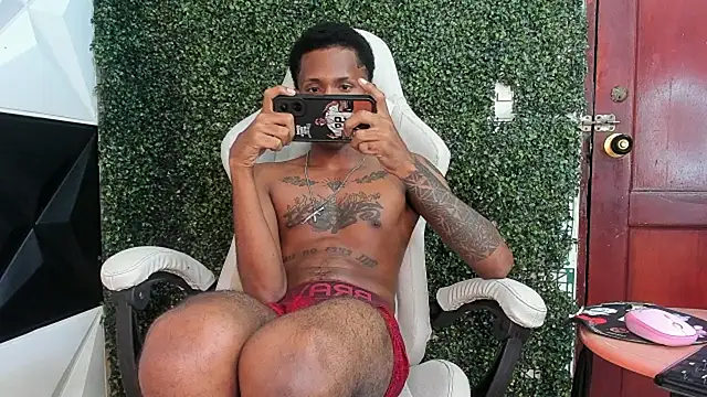 ManSant Chat XXX live