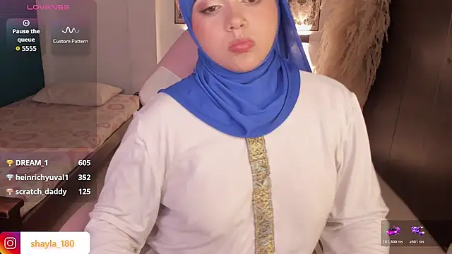 shayla_18のライブXXXチャット